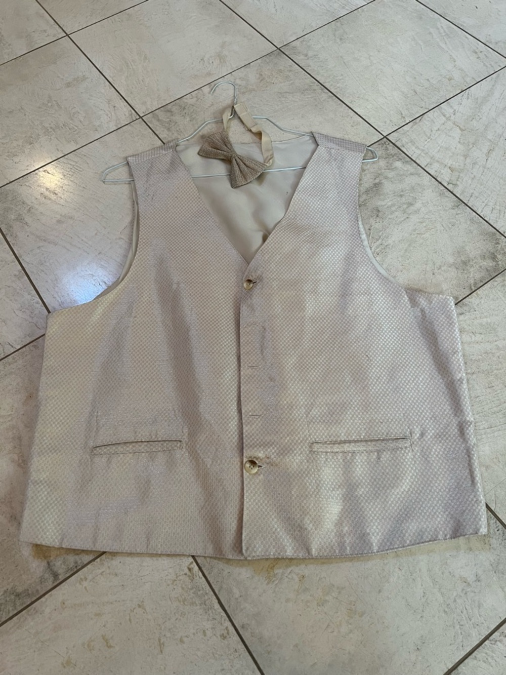 Vintage White Men’s Vest Set 44R Bow Tie Wedding Formal